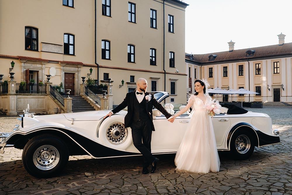 From Classic to Modern: Iconic Wedding Limousine Models Through the Decades