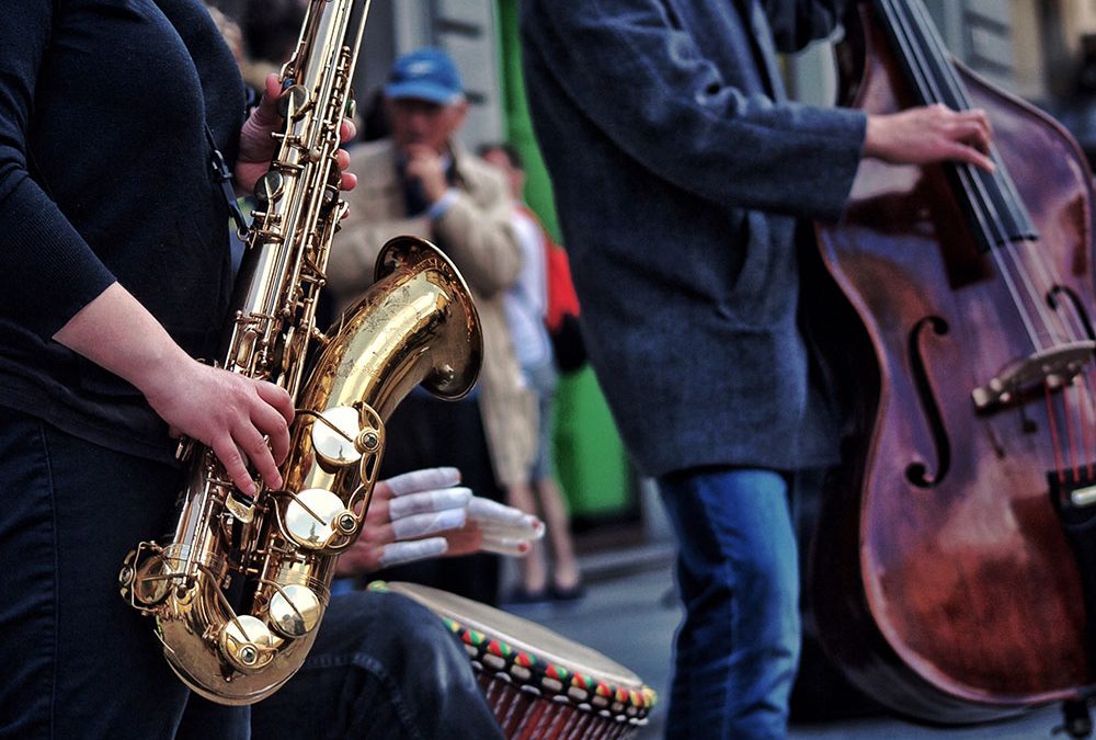 Experience the Magic of Montreal: Top Summer Events and Arrive in Style